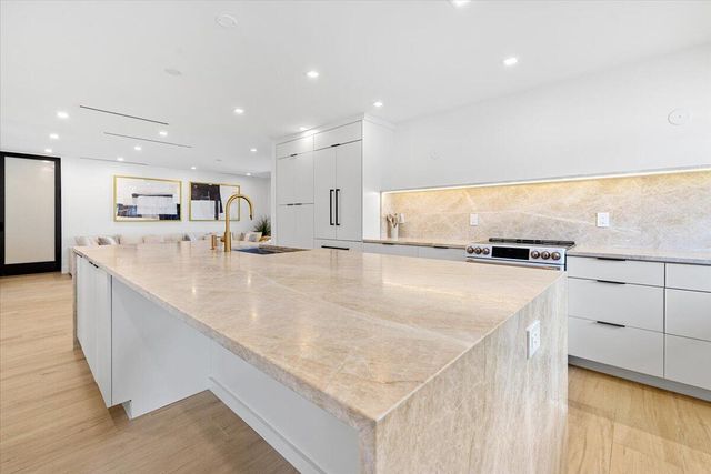 6897 Terra Tranquila Drive, Boca Raton, FL 33433
