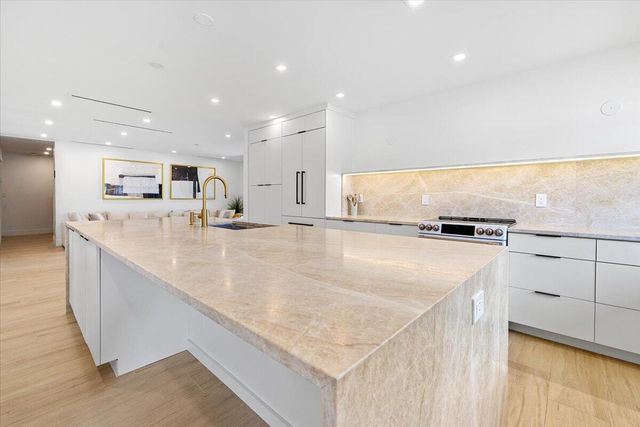6897 Terra Tranquila Drive, Boca Raton, FL 33433