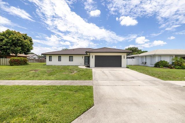 6897 Terra Tranquila Drive, Boca Raton, FL 33433