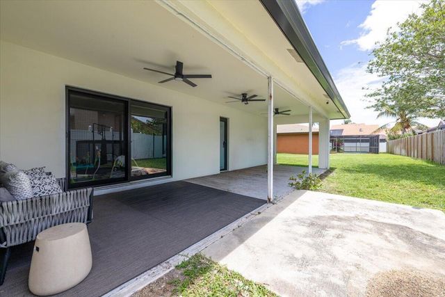 6897 Terra Tranquila Drive, Boca Raton, FL 33433