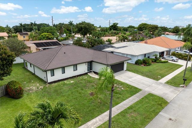 6897 Terra Tranquila Drive, Boca Raton, FL 33433