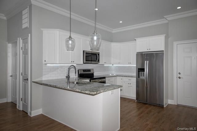 2 Union Place 3I, Huntington, NY 11743