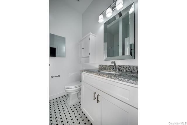 2 Union Place 3I, Huntington, NY 11743