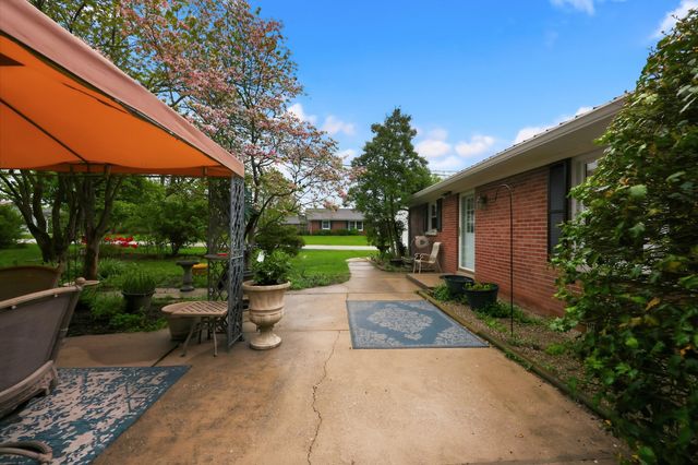 100 Evergreen Drive, Lawrenceburg, KY 40342