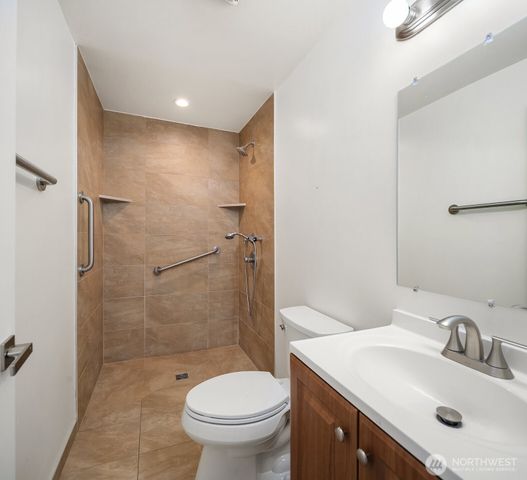 4504 S 163rd Place, Tukwila, WA 98188