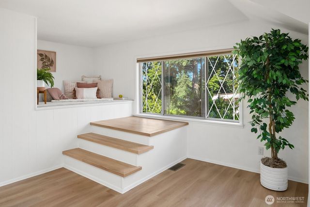 4504 S 163rd Place, Tukwila, WA 98188