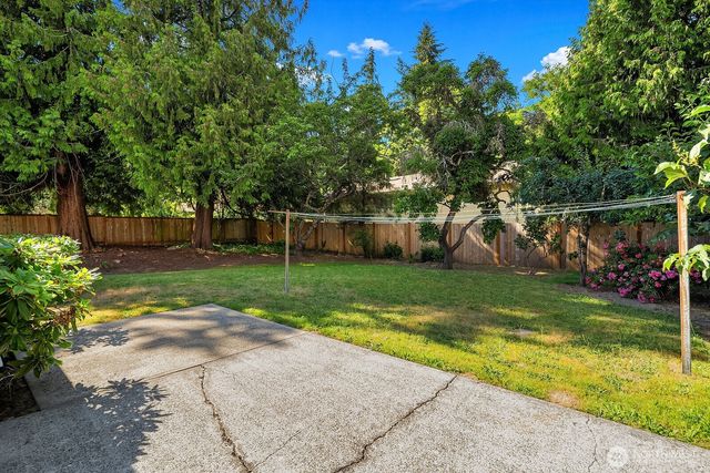 4504 S 163rd Place, Tukwila, WA 98188