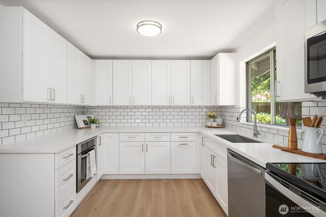 4504 S 163rd Place, Tukwila, WA 98188
