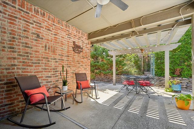 5018 S 164th East Avenue, Tulsa, OK 74134