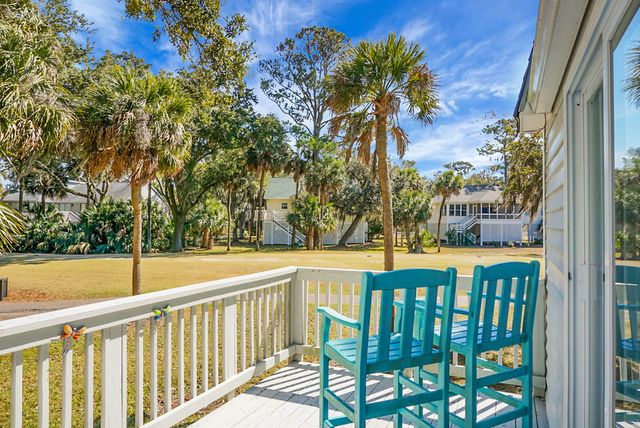 278 Driftwood Lane, Edisto Island, SC 29438