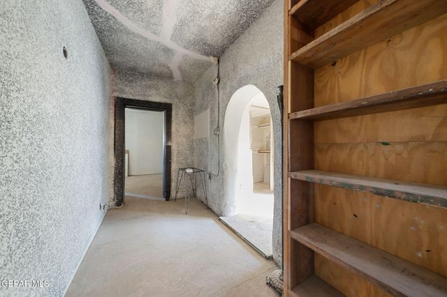 88 N BOONE Street, El Paso, TX 79905