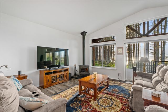 47 Willapa Sands Lane, South Bend, WA 98586