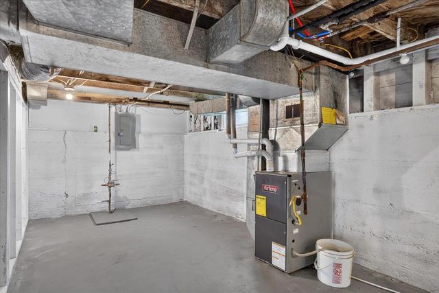 1621 Dewey Avenue, Beloit, WI 53511