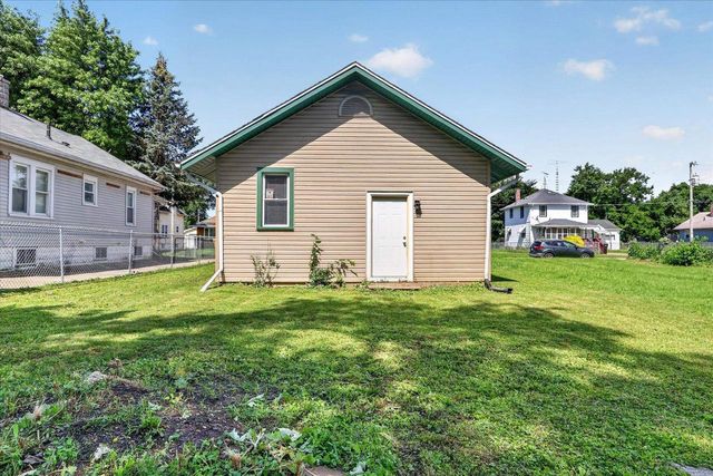 1621 Dewey Avenue, Beloit, WI 53511