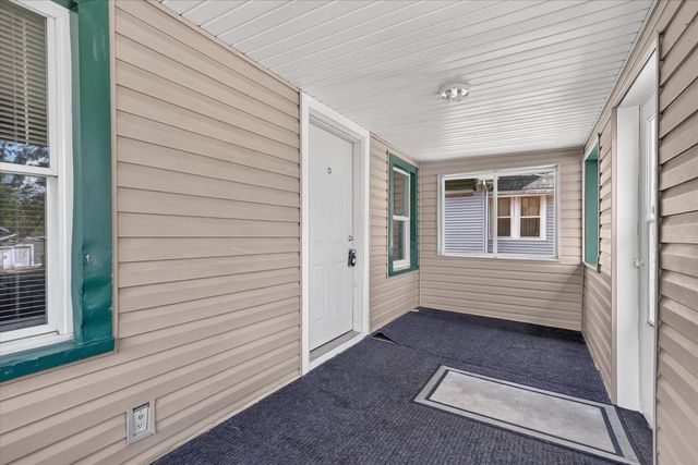 1621 Dewey Avenue, Beloit, WI 53511
