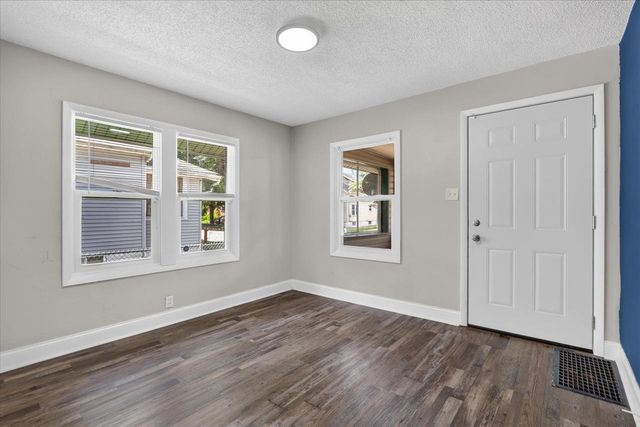 1621 Dewey Avenue, Beloit, WI 53511