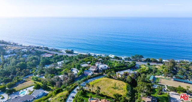 6435 Meadows Court, Malibu, CA 90265