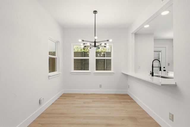 814 W Mary ST A, Austin, TX 78704