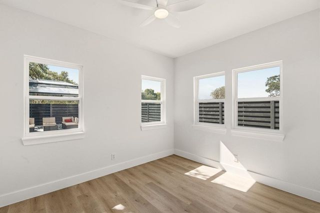 814 W Mary ST A, Austin, TX 78704