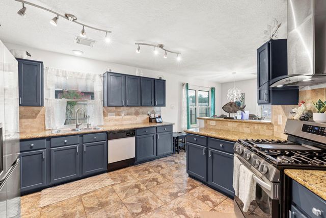 1126 Heathfield Drive, Channelview, TX 77530