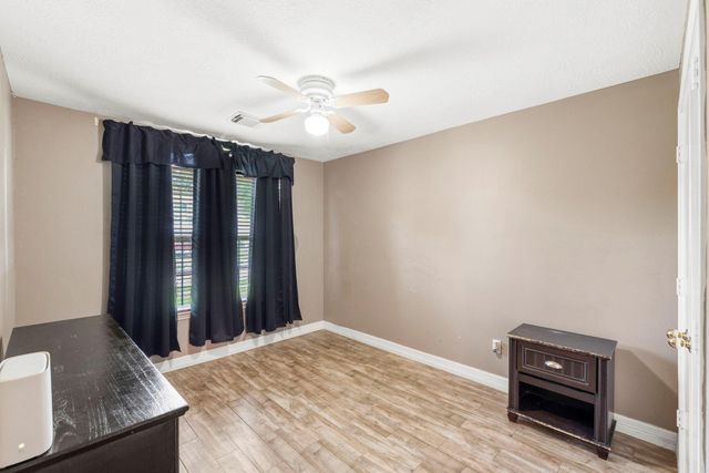1126 Heathfield Drive, Channelview, TX 77530