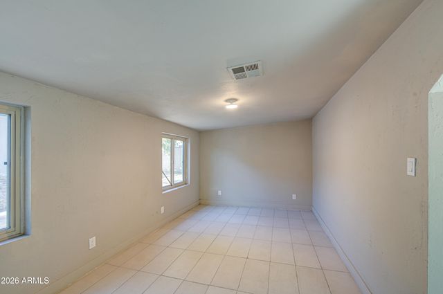 3204 W MONTE VISTA Road, Phoenix, AZ 85009