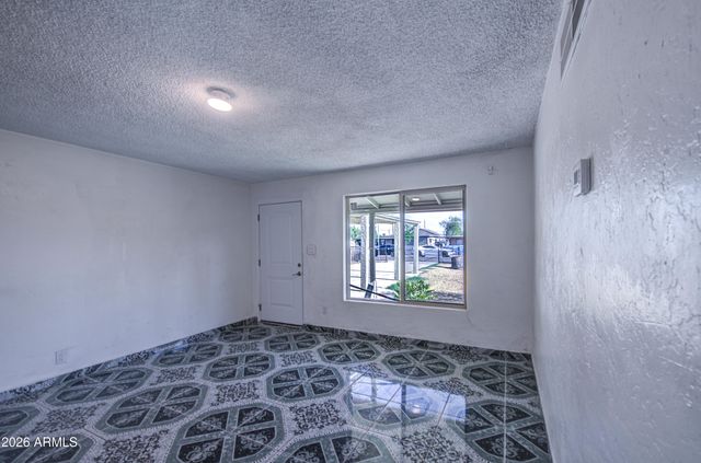 3204 W MONTE VISTA Road, Phoenix, AZ 85009