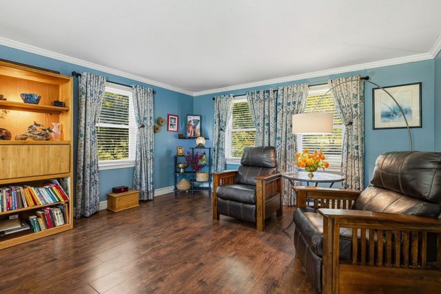 3 Gold Post Road, Dover, NH 03820