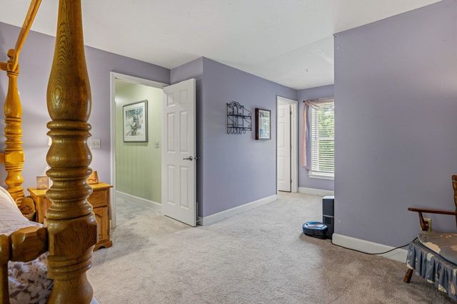 3 Gold Post Road, Dover, NH 03820