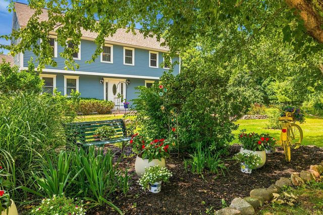 3 Gold Post Road, Dover, NH 03820