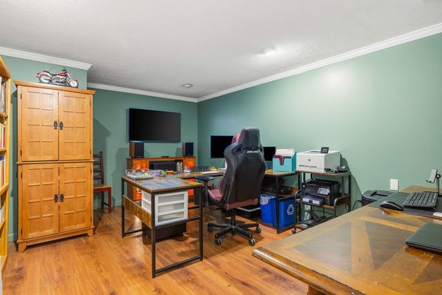 3 Gold Post Road, Dover, NH 03820