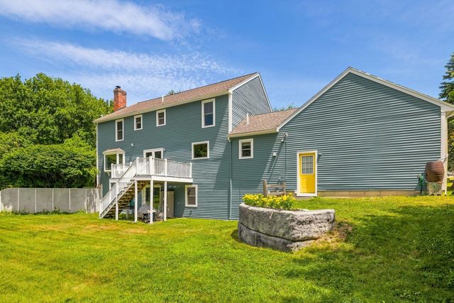 3 Gold Post Road, Dover, NH 03820