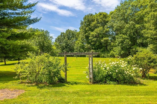 3 Gold Post Road, Dover, NH 03820