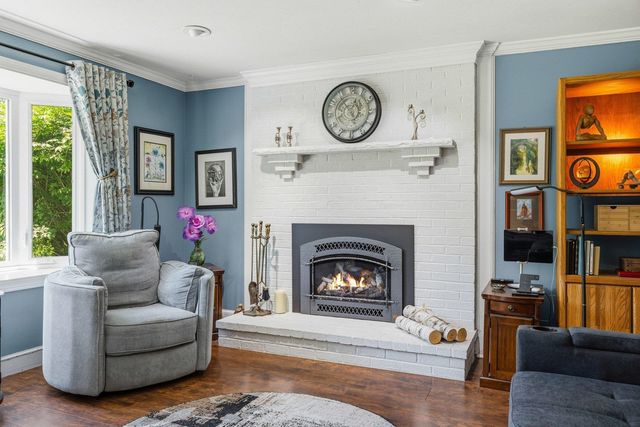 3 Gold Post Road, Dover, NH 03820