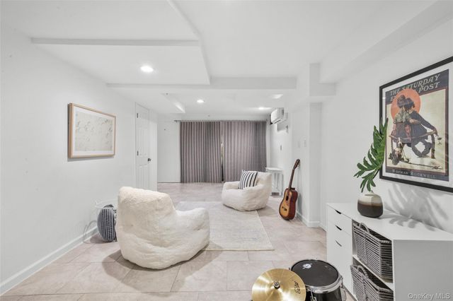 1054 Clay Avenue, Pelham, NY 10803