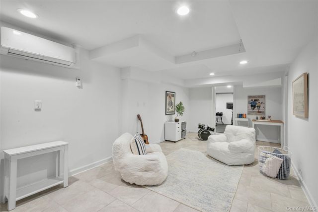 1054 Clay Avenue, Pelham, NY 10803