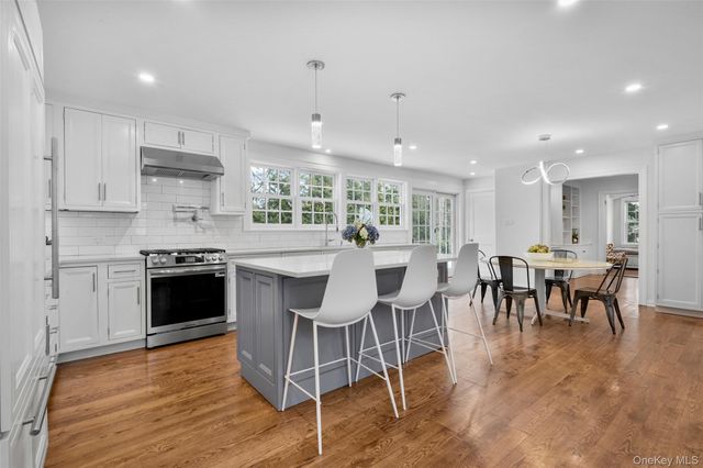 1054 Clay Avenue, Pelham, NY 10803