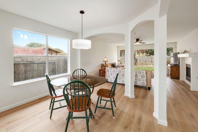 105 Ryan CV, Hutto, TX 78634