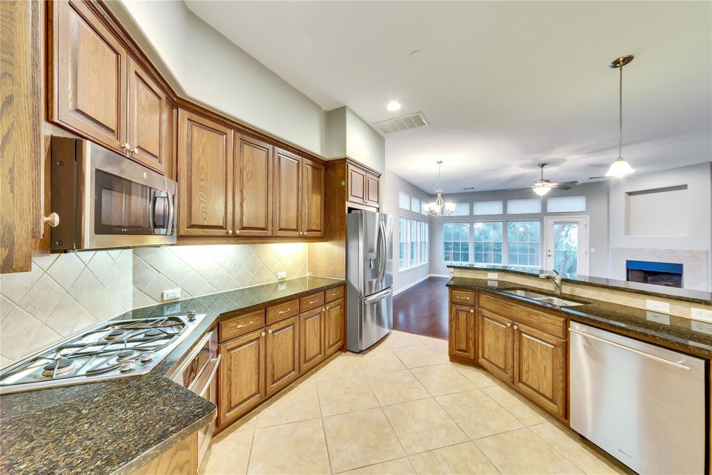 10300 Morado CV 601, Austin, TX 78759