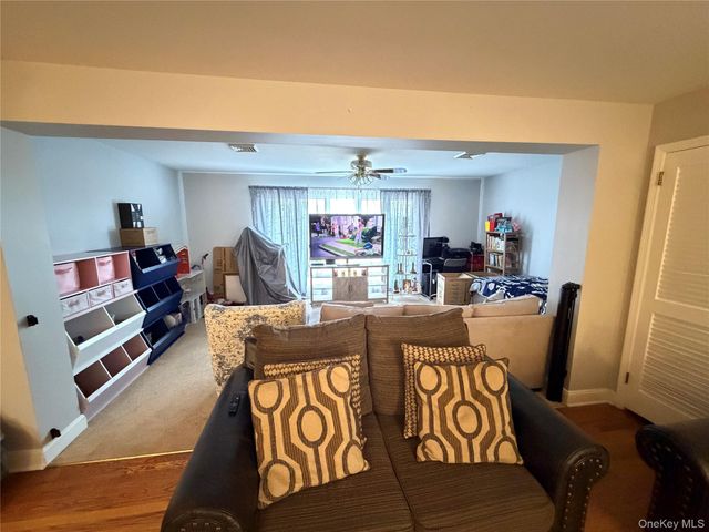71 Orange Street, Marlboro, NY 12542