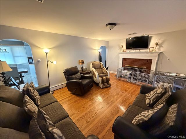 71 Orange Street, Marlboro, NY 12542