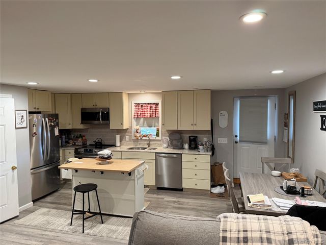 71 Orange Street, Marlboro, NY 12542