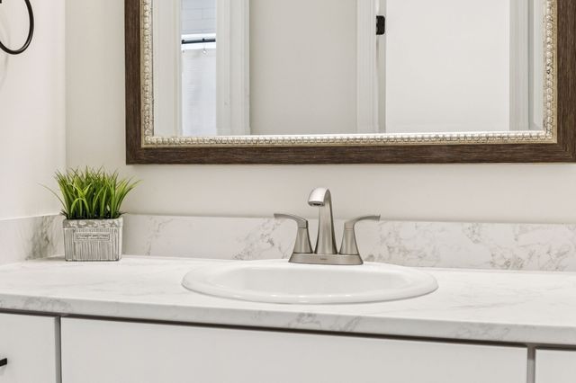 2019 Lassiter Dr, Goodlettsville, TN 37072