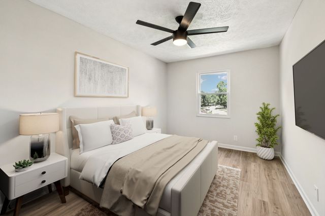 2019 Lassiter Dr, Goodlettsville, TN 37072