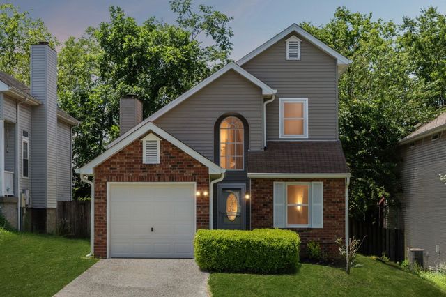 2019 Lassiter Dr, Goodlettsville, TN 37072