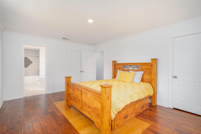 1635 Pony Lane, Wallis, TX 77485