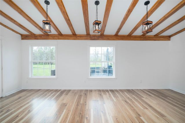 1635 Pony Lane, Wallis, TX 77485