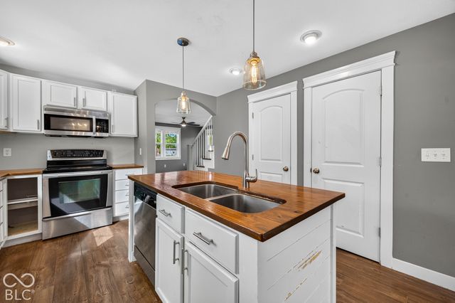 300 E Ohio Street, Trafalgar, IN 46181