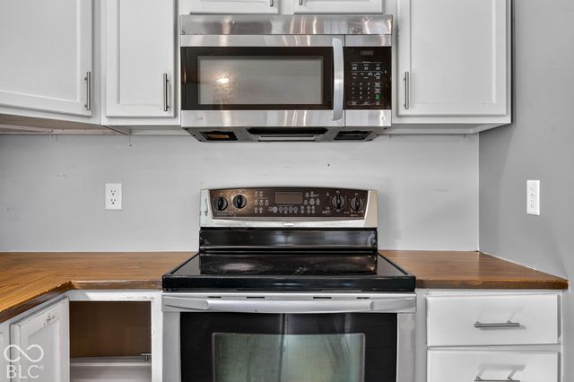300 E Ohio Street, Trafalgar, IN 46181