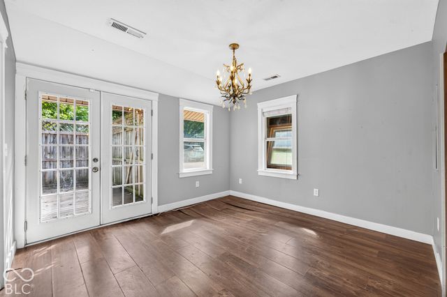 300 E Ohio Street, Trafalgar, IN 46181